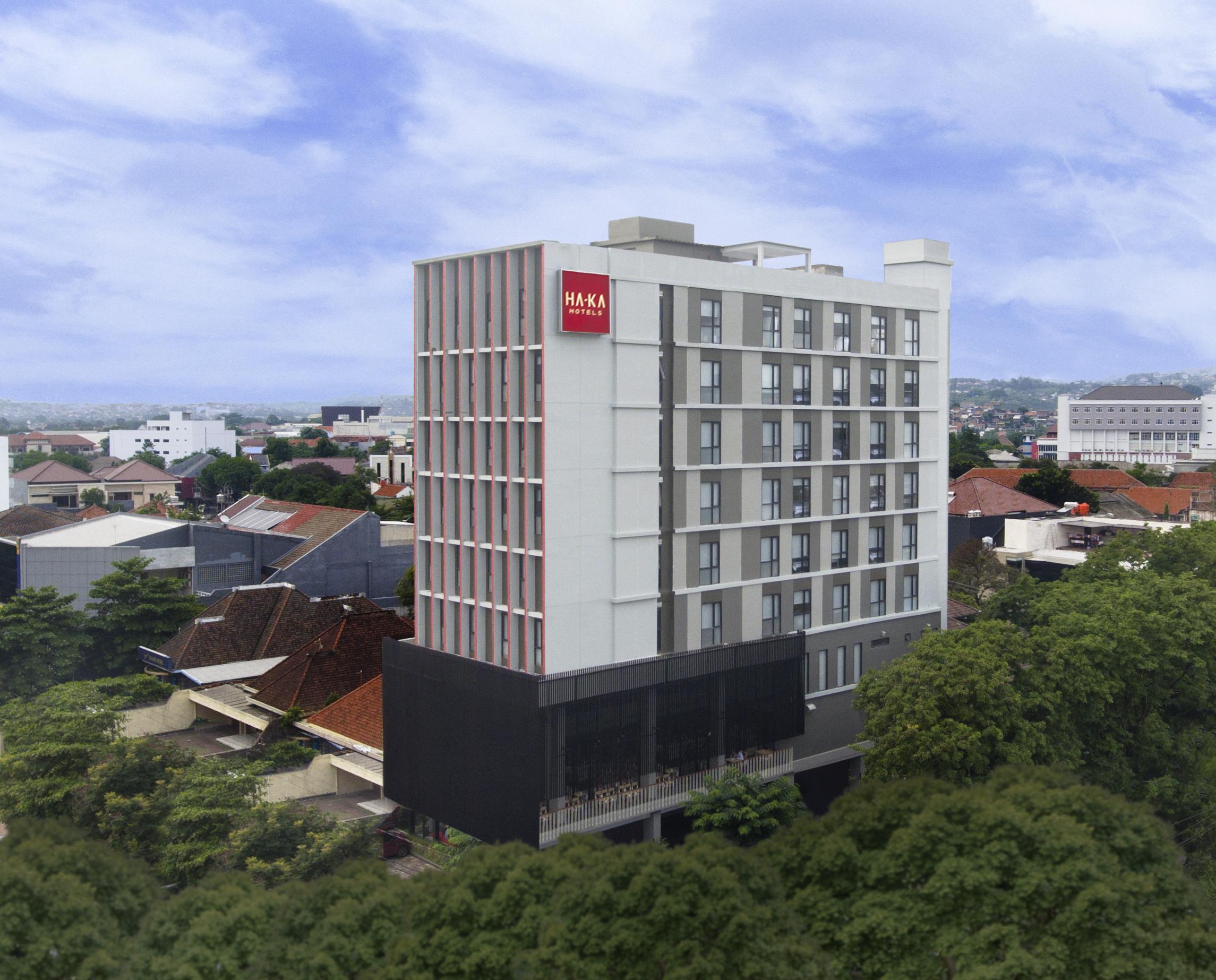 Up-Peak Hotel Simpang Lima Semarang Formerly Ha-Ka Simpanglima Hotel Semarang Esterno foto